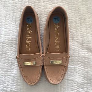 Tan/nude Calvin Klein loafers